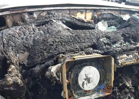 1999 Toyota Camry Ce из США, поврежденный, VIN 4T1BG22K2XU892989